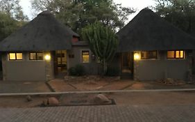 Mabalingwe Elephant Lodge
